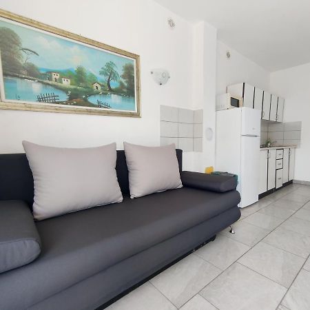 Apartmani Irena Veprinac Экстерьер фото