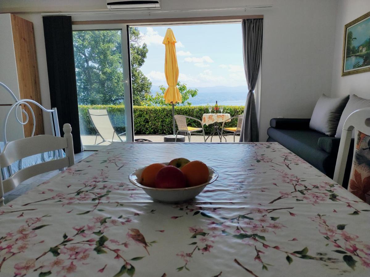 Apartmani Irena Veprinac Экстерьер фото
