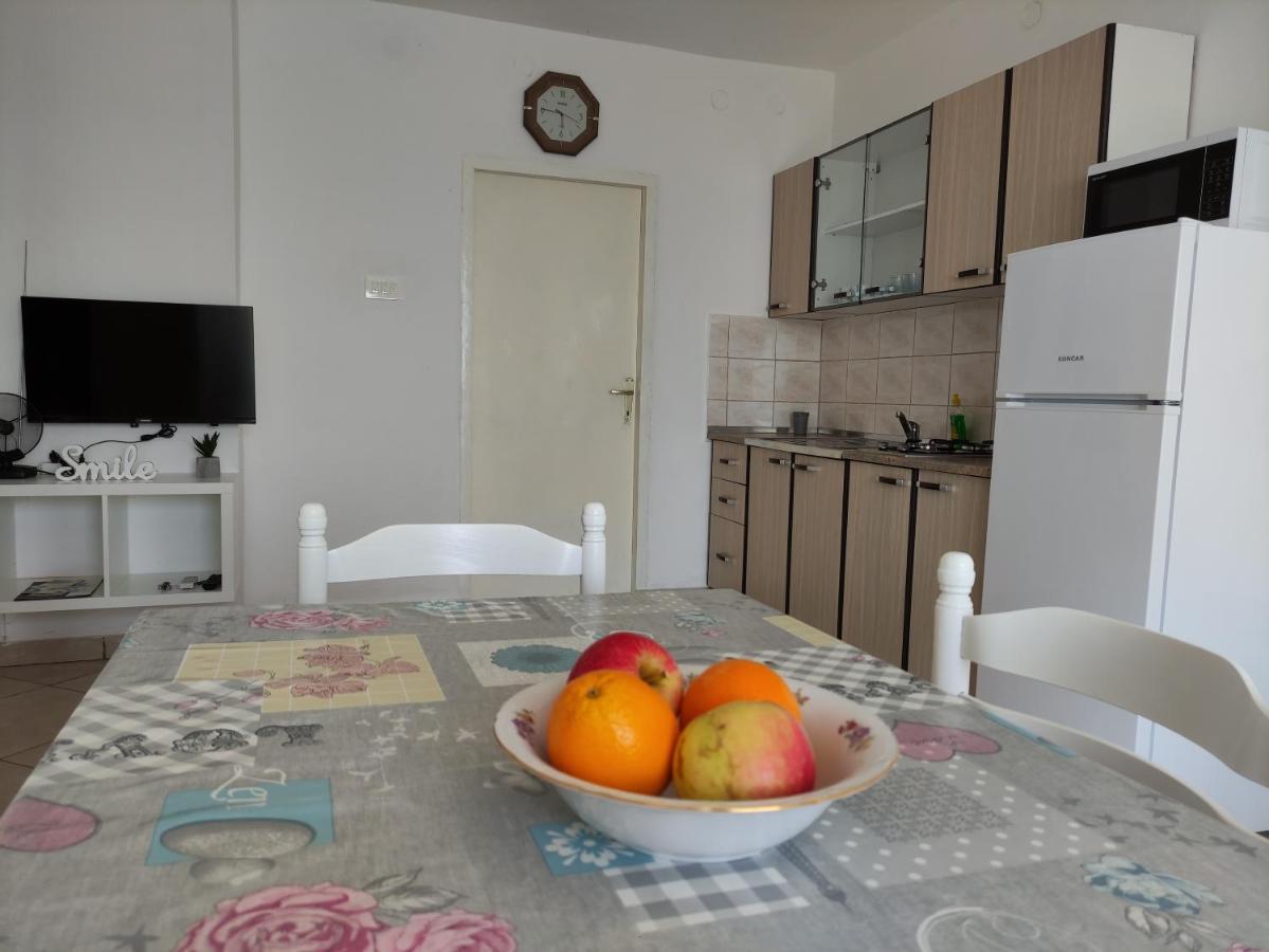 Apartmani Irena Veprinac Экстерьер фото