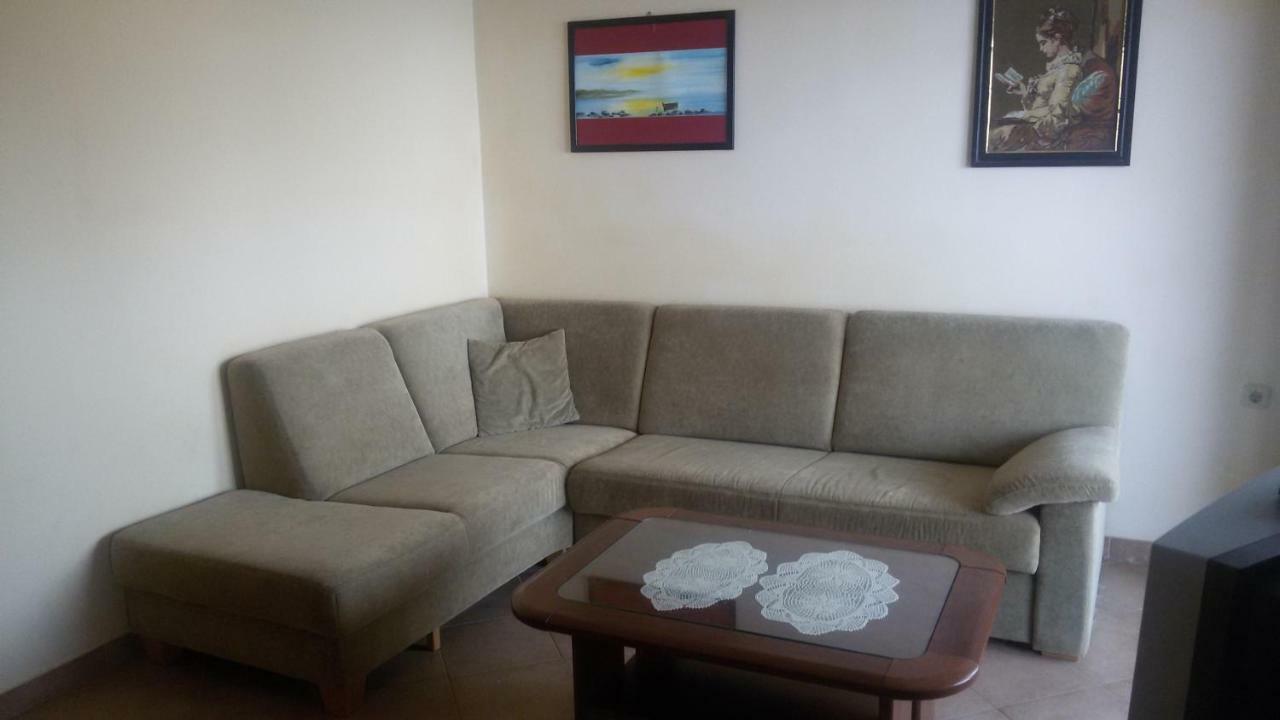 Apartmani Irena Veprinac Экстерьер фото